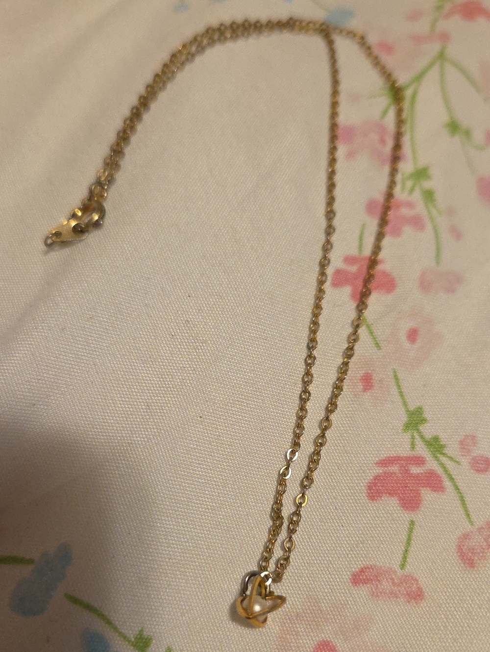 Gold Heart Pendant Necklace With Pearl